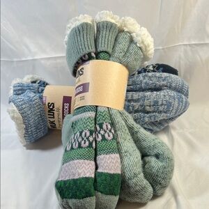 2 pack Muk Luks Patterned Knit Socks in Green and Blue